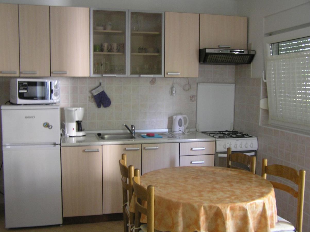 Apartments With A Parking Space Supetarska Draga - Donja, Rab - 15999 Exterior photo