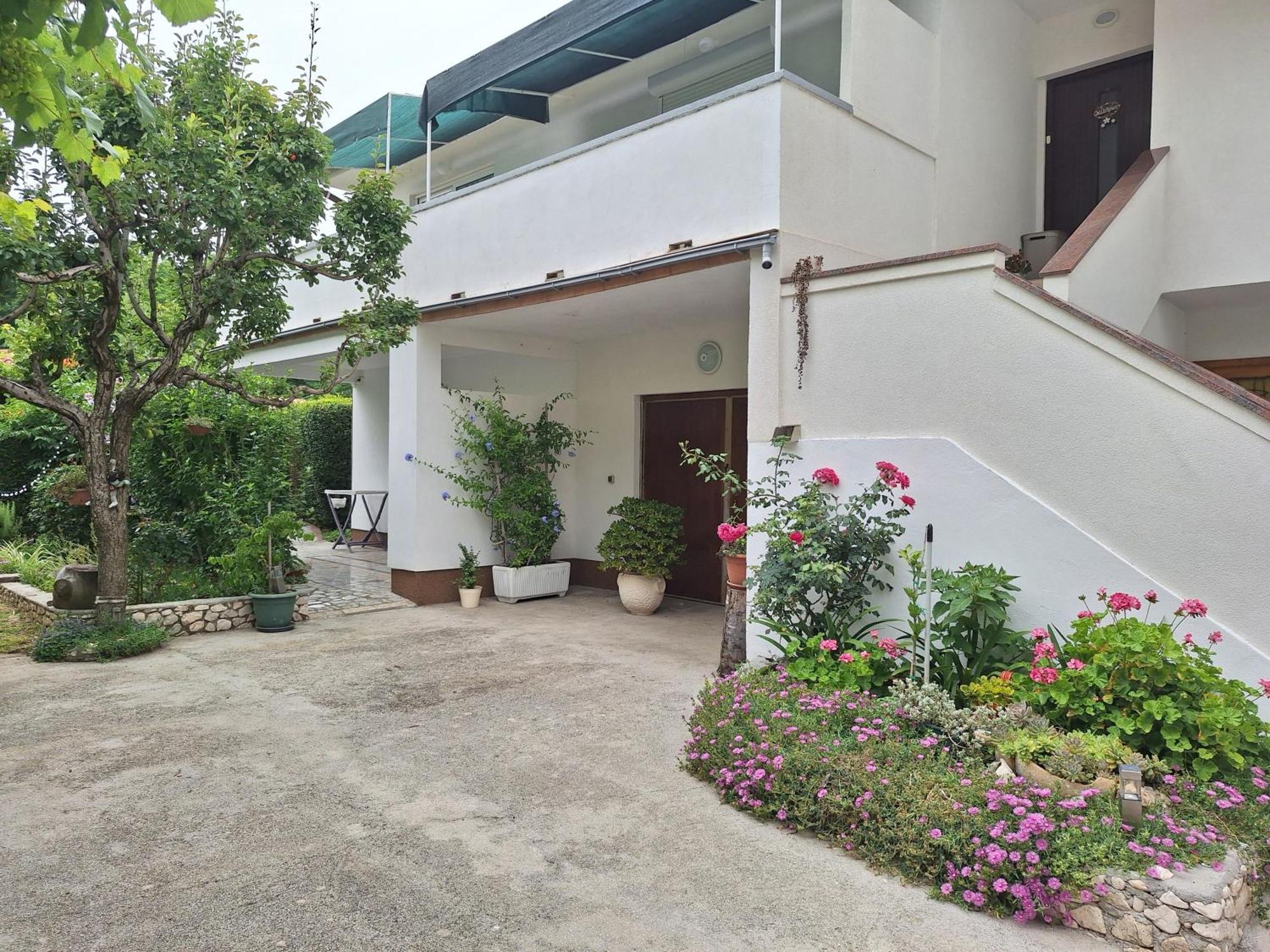 Apartments With A Parking Space Supetarska Draga - Donja, Rab - 15999 Exterior photo